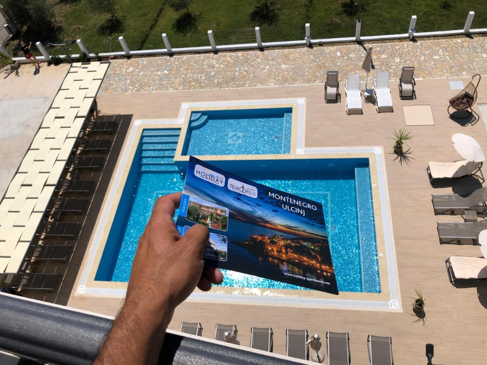 Metropolis Hotel อุลซิน ภายนอก รูปภาพ